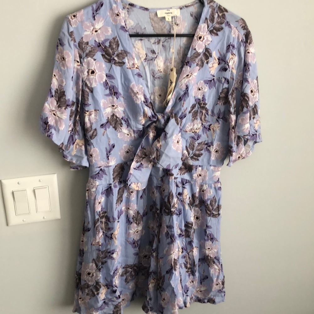 Romper - Picture 2 of 3